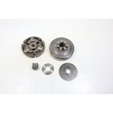 Genuine Clutch Assembly .325 8T Husqvarna 40 45 Jonsered 2041 2045 2050 Partner 400 410 450 460 490 510 chainsaw Genuine Clutch Assembly .325 8T Husqvarna 40 45 Jonsered 2041 2045 2050 Partner 400 410 450 460 490 510 chainsaw