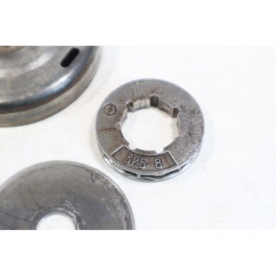Genuine Clutch Assembly .325 8T Jonsered 525 chainsaw 2 Genuine Clutch Assembly .325 8T Jonsered 525 chainsaw 2