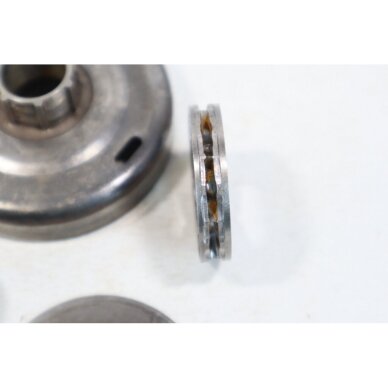 Genuine Clutch Assembly .325 8T Jonsered 525 chainsaw 3 Genuine Clutch Assembly .325 8T Jonsered 525 chainsaw 3