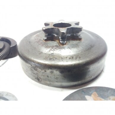 Genuine Clutch Assembly 3/8 6T Husqvarna 36 41 136 Jonsered 2036 2040 chainsaw 1 Genuine Clutch Assembly 3/8 6T Husqvarna 36 41 136 Jonsered 2036 2040 chainsaw 1