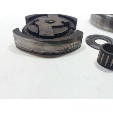 Genuine Clutch Assembly 3/8 6T Husqvarna 36 41 136 Jonsered 2036 2040 chainsaw 5 Genuine Clutch Assembly 3/8 6T Husqvarna 36 41 136 Jonsered 2036 2040 chainsaw 5
