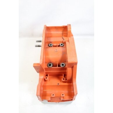 Genuine Crankcase Chassis Husqvarna 36 41 136 141 chainsaw 530069942 7