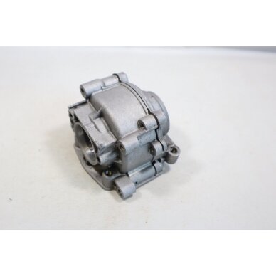 Genuine Crankcase Efco 138 142 146 151 Oleo Mac 938 941 942 946 951 chainsaw 094600393 7 Genuine Crankcase Efco 138 142 146 151 Oleo Mac 938 941 942 946 951 chainsaw 094600393 7
