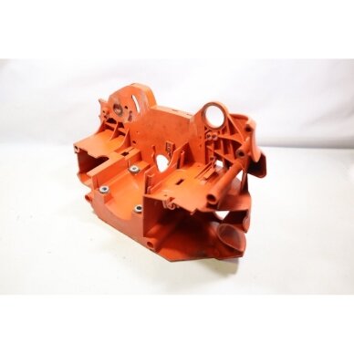 Genuine Crankcase Housing Dolmar PS-2 PS-4 chainsaw 036 110 103 Genuine Crankcase Housing Dolmar PS-2 PS-4 chainsaw 036 110 103