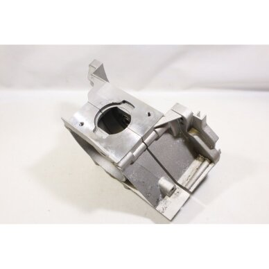 Genuine Crankcase Husqvarna 122 C LD LDx LK McCulloch T22 LS LCS trimmer 522878301 2 Genuine Crankcase Husqvarna 122 C LD LDx LK McCulloch T22 LS LCS trimmer 522878301 2