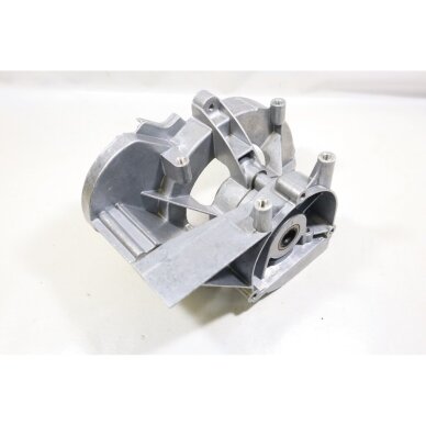 Genuine Crankcase Husqvarna 122 C LD LDx LK McCulloch T22 LS LCS trimmer 522878301 6 Genuine Crankcase Husqvarna 122 C LD LDx LK McCulloch T22 LS LCS trimmer 522878301 6
