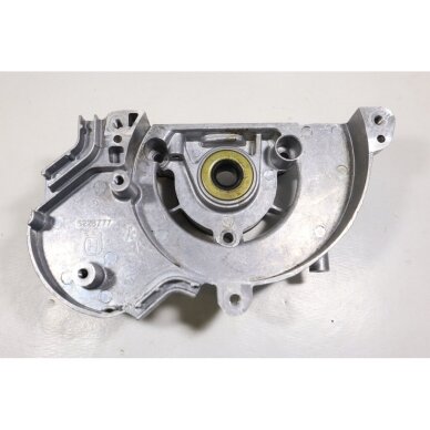 Genuine Crankcase Husqvarna 122 C LD LDx LK McCulloch T22 LS LCS trimmer 522878301 9 Genuine Crankcase Husqvarna 122 C LD LDx LK McCulloch T22 LS LCS trimmer 522878301 9