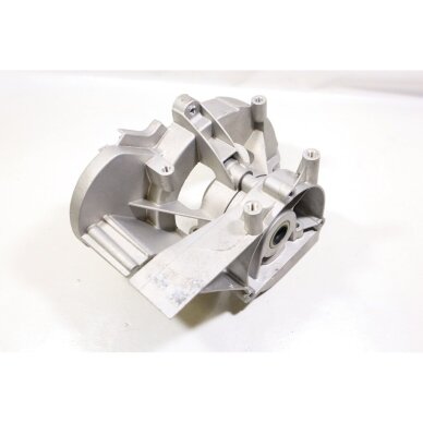 Genuine Crankcase Husqvarna 122 C LD LDx LK McCulloch T22 LS LCS trimmer 522878301 4 Genuine Crankcase Husqvarna 122 C LD LDx LK McCulloch T22 LS LCS trimmer 522878301 4