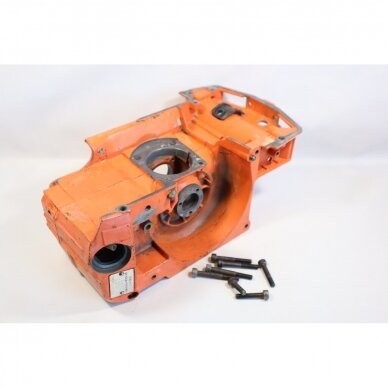 Genuine Crankcase Husqvarna 234 133 234 chainsaw 501620560 Genuine Crankcase Husqvarna 234 133 234 chainsaw 501620560