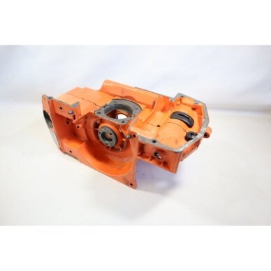 Genuine Crankcase Husqvarna 234 133 238 chainsaw 501620560 1