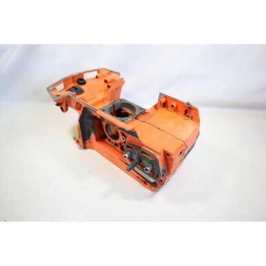 Genuine Crankcase Husqvarna 234 133 238 chainsaw 501620560 2 Genuine Crankcase Husqvarna 234 133 238 chainsaw 501620560 2