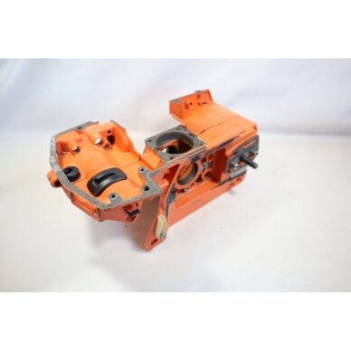 Genuine Crankcase Husqvarna 234 133 238 chainsaw 501620560 3 Genuine Crankcase Husqvarna 234 133 238 chainsaw 501620560 3