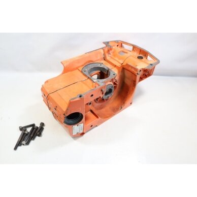 Genuine Crankcase Husqvarna 234 133 238 chainsaw 501620560 Genuine Crankcase Husqvarna 234 133 238 chainsaw 501620560
