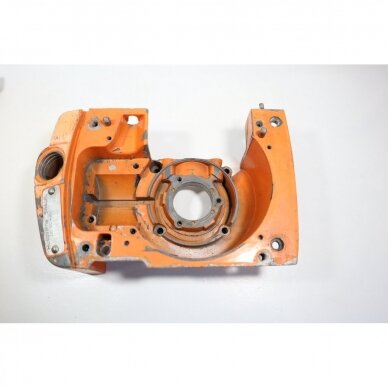 Genuine Crankcase Husqvarna 240S 240SE 240SG chainsaw 501497302 8 Genuine Crankcase Husqvarna 240S 240SE 240SG chainsaw 501497302 8