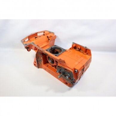 Genuine Crankcase Husqvarna 242 246 42 238 chainsaw 501620502 3 Genuine Crankcase Husqvarna 242 246 42 238 chainsaw 501620502 3
