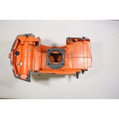 Genuine Crankcase Husqvarna 242 246 42 238 chainsaw 501620502 4 Genuine Crankcase Husqvarna 242 246 42 238 chainsaw 501620502 4