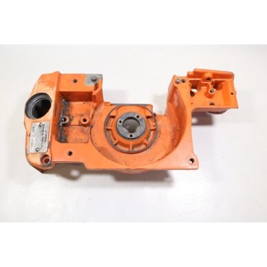 Genuine Crankcase Husqvarna 242 246 42 238 chainsaw 501620502 8 Genuine Crankcase Husqvarna 242 246 42 238 chainsaw 501620502 8