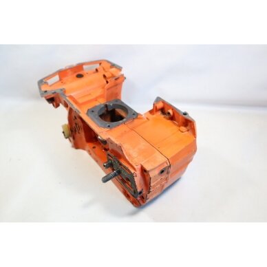 Genuine Crankcase Husqvarna 242 246 42 238 chainsaw 501620502 3