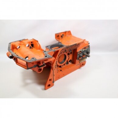 Genuine Crankcase Husqvarna 242 246 42 238 chainsaw 501620502 2 Genuine Crankcase Husqvarna 242 246 42 238 chainsaw 501620502 2