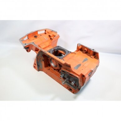 Genuine Crankcase Husqvarna 242 246 42 238 chainsaw 501620502 3 Genuine Crankcase Husqvarna 242 246 42 238 chainsaw 501620502 3