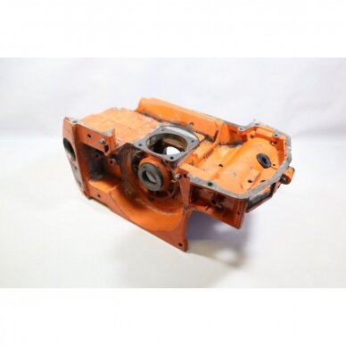 Genuine Crankcase Husqvarna 242 246 42 238 chainsaw 501620570 1 Genuine Crankcase Husqvarna 242 246 42 238 chainsaw 501620570 1