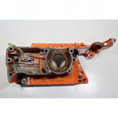 Genuine Crankcase Husqvarna 242 246 42 238 chainsaw 501620570 9 Genuine Crankcase Husqvarna 242 246 42 238 chainsaw 501620570 9
