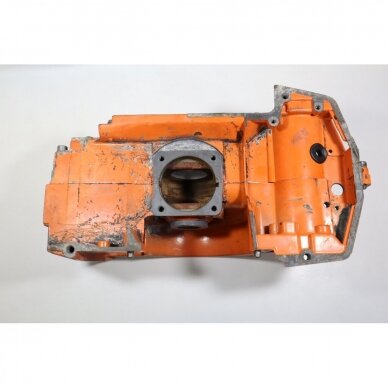 Genuine Crankcase Husqvarna 242 246 42 238 chainsaw 501620570 5 Genuine Crankcase Husqvarna 242 246 42 238 chainsaw 501620570 5
