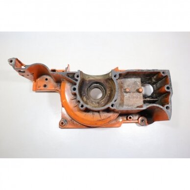 Genuine Crankcase Husqvarna 242 246 42 238 chainsaw 501620570 7 Genuine Crankcase Husqvarna 242 246 42 238 chainsaw 501620570 7