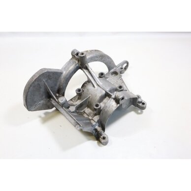 Genuine Crankcase Husqvarna 325Cx 322R 322C 323R 323C 326RX Jonsered GT2125 trimmer 537041102 8 Genuine Crankcase Husqvarna 325Cx 322R 322C 323R 323C 326RX Jonsered GT2125 trimmer 537041102 8