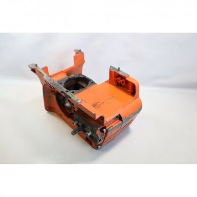 Genuine Crankcase Husqvarna 444 chainsaw 501661060 3 Genuine Crankcase Husqvarna 444 chainsaw 501661060 3