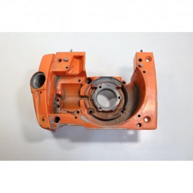 Genuine Crankcase Husqvarna 444 chainsaw 501661060 7 Genuine Crankcase Husqvarna 444 chainsaw 501661060 7