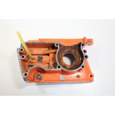 Genuine Crankcase Husqvarna 444 chainsaw 501661060 10 Genuine Crankcase Husqvarna 444 chainsaw 501661060 10