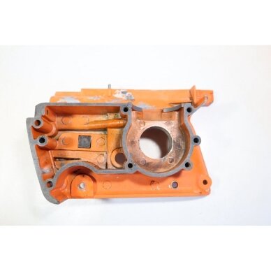 Genuine Crankcase Husqvarna 444 chainsaw 501661060 8