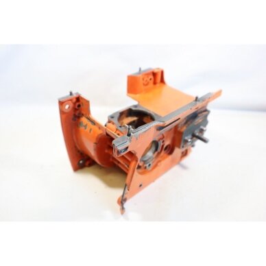 Genuine Crankcase Husqvarna 444 chainsaw 501661060 2 Genuine Crankcase Husqvarna 444 chainsaw 501661060 2