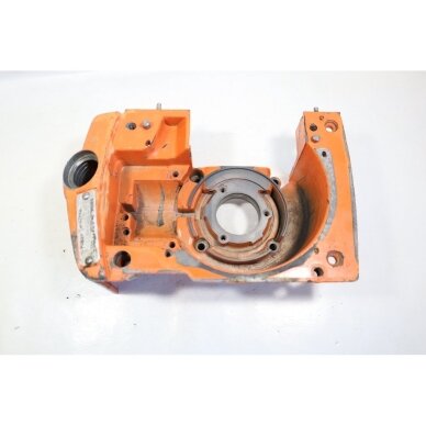 Genuine Crankcase Husqvarna 444 chainsaw 501661060 6