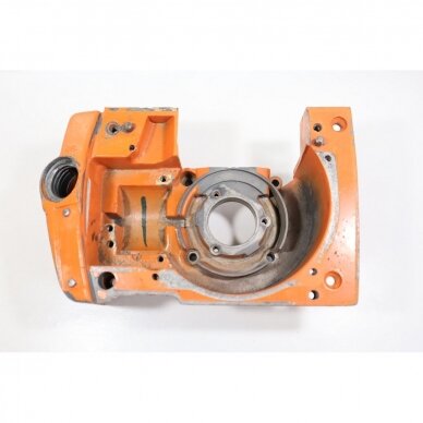 Genuine Crankcase Husqvarna 444 chainsaw 501661060 8