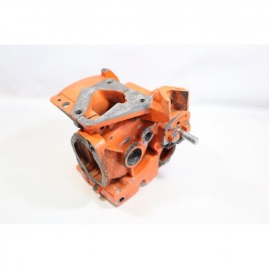 Genuine Crankcase Jobu SL31 chainsaw 2 Genuine Crankcase Jobu SL31 chainsaw 2