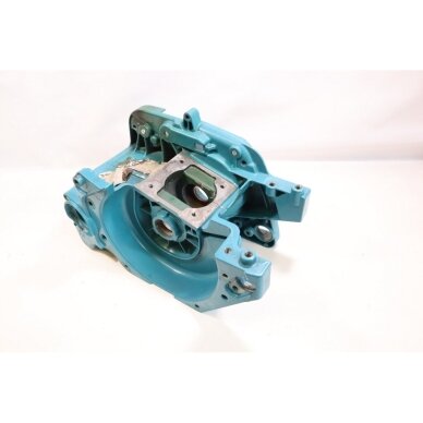 Genuine Crankcase Makita EA4300F chainsaw 195-111-161, 195-111-112 1 Genuine Crankcase Makita EA4300F chainsaw 195-111-161, 195-111-112 1