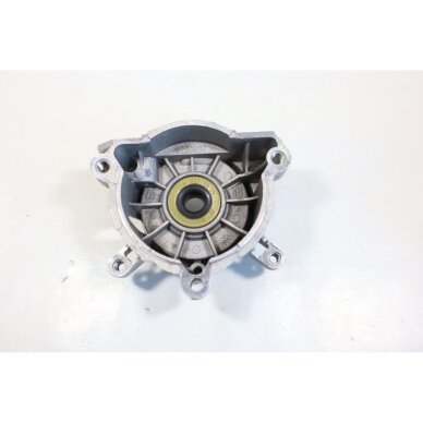 Genuine Crankcase McCULLOCH 6028 4528 Husqvarna 122HD45 122HD60 Jonsered HT2218 HT2223 hedge trimmer 577669901 10 Genuine Crankcase McCULLOCH 6028 4528 Husqvarna 122HD45 122HD60 Jonsered HT2218 HT2223 hedge trimmer 577669901 10