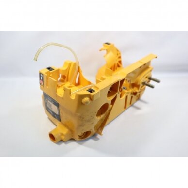 Genuine Crankcase McCULLOCH Partner 351 352 370 371 382 390 391 401 420 421 422 chainsaw 530058733 2 Genuine Crankcase McCULLOCH Partner 351 352 370 371 382 390 391 401 420 421 422 chainsaw 530058733 2