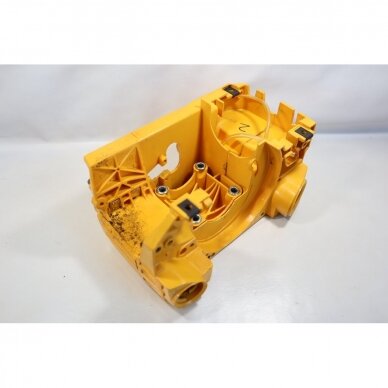 Genuine Crankcase McCULLOCH Partner 351 352 370 371 382 390 391 401 420 421 422 chainsaw 530058733 Genuine Crankcase McCULLOCH Partner 351 352 370 371 382 390 391 401 420 421 422 chainsaw 530058733