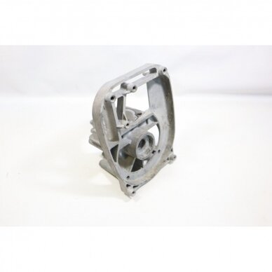 Genuine Crankcase McCULLOCH TRIMMAC Partner Colibri II Poulan trimmer 530012582 Genuine Crankcase McCULLOCH TRIMMAC Partner Colibri II Poulan trimmer 530012582