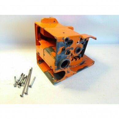 Genuine Crankcase Oleo Mac 935 chainsaw 093500508 Genuine Crankcase Oleo Mac 935 chainsaw 093500508