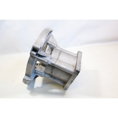 Genuine Crankcase Partner 347 407 437 477 497 McCulloch Cabrio Plus 347 407 437 467 497 Elite 610 810 10 210 510 710 brushcutter 538250074 4 Genuine Crankcase Partner 347 407 437 477 497 McCulloch Cabrio Plus 347 407 437 467 497 Elite 610 810 10 210 510 710 brushcutter 538250074 4