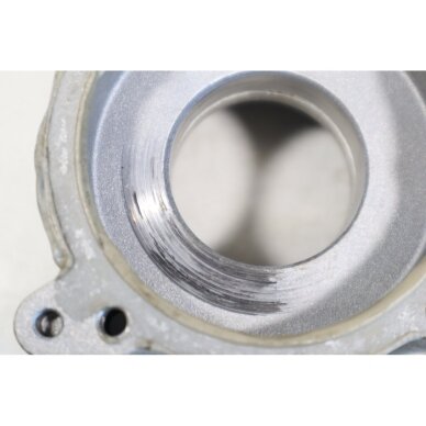 Genuine Crankcase Partner 347 407 437 477 497 McCulloch Cabrio Plus 347 407 437 467 497 Elite 610 810 10 210 510 710 brushcutter 538250074 8