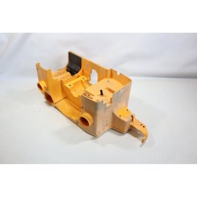 Genuine Crankcase Partner 400 chainsaw 506010301 2 Genuine Crankcase Partner 400 chainsaw 506010301 2