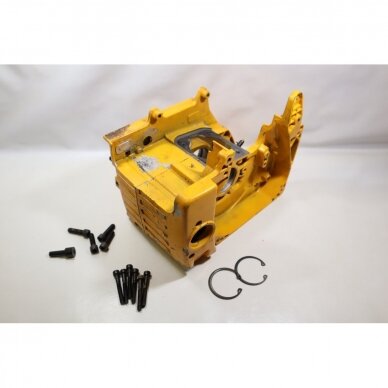 Genuine Crankcase Partner 465 495 545 chainsaw 530014748 Genuine Crankcase Partner 465 495 545 chainsaw 530014748