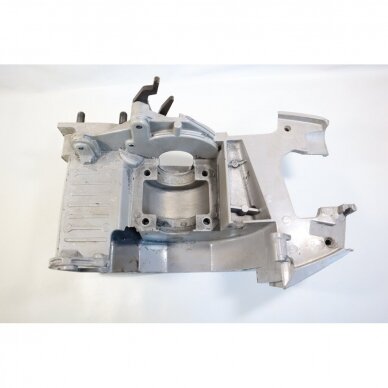 Genuine Crankcase Partner 4700 5000 5300 McCULLOCH chainsaw 538249708 5 Genuine Crankcase Partner 4700 5000 5300 McCULLOCH chainsaw 538249708 5