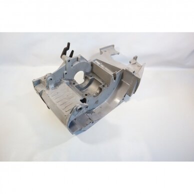 Genuine Crankcase Partner 4700 5000 5300 McCULLOCH chainsaw 538249708 Genuine Crankcase Partner 4700 5000 5300 McCULLOCH chainsaw 538249708