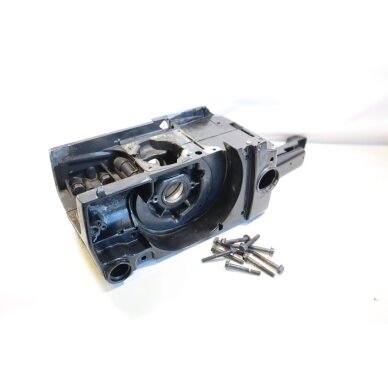 Genuine Crankcase Partner 500 chainsaw 505341330